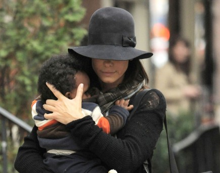 Cupid's Pulse Article: Sanda Bullock Says She’s a â€Better Person’ After Baby Louis