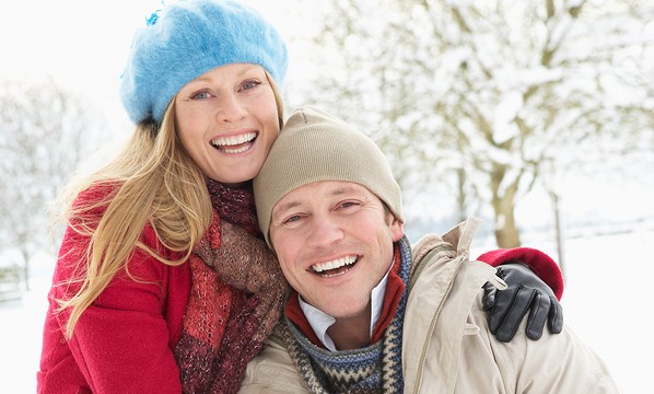 Cupid's Pulse Article: Budget-Friendly Tips for Holiday Weddings