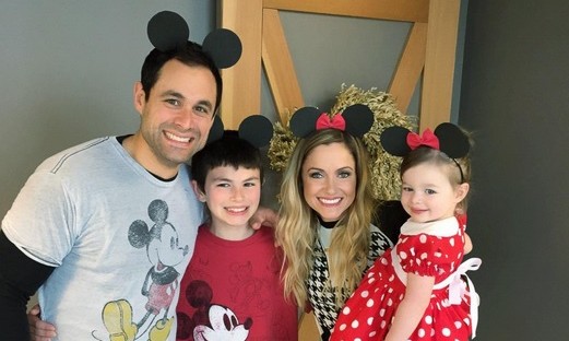 Cupid's Pulse Article: ‘The Bachelor’ Alums Jason and Molly Mesnick Throw Minnie Mouse Party for Daughter