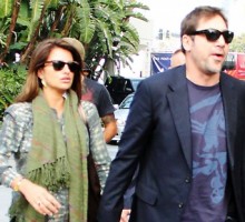 Penélope Cruz and Javier Bardem Find Time for Romantic Dinner