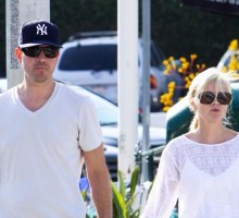 Reese Witherspoon Returns from Honeymoon With Jim Toth