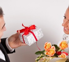 Valentine’s Day Advice: Nine Gift Ideas for the Frugalista