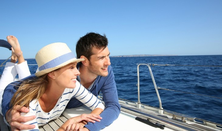 Cupid's Pulse Article: Date Idea: Float Away To Paradise