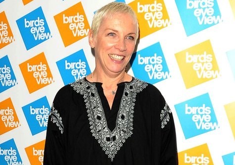 Cupid's Pulse Article: Annie Lennox Ties the Knot for the Third Time