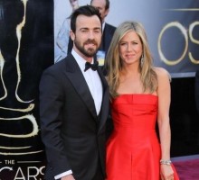 Jennifer Aniston Celebrates 43rd Birthday Eve with Boyfriend Justin Theroux