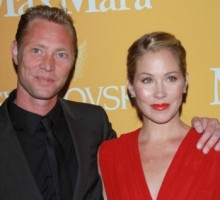 Christina Applegate Ties the Knot with Longtime Boyfriend