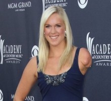 Pro Surfer Bethany Hamilton Marries Adam Dirks