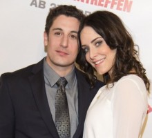 Jason Biggs and Wife Jenny Mollen Are Expecting