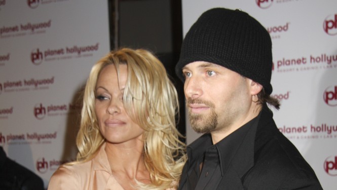 Cupid's Pulse Article: Pamela Anderson Calls off Divorce from Rick Salomon