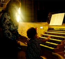 Beyoncé, Jay-Z and Blue Ivy Enjoy a Church in Paris