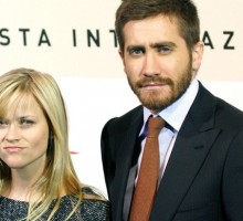 Celebrity Exes Reese Witherspoon and Jake Gyllenhaal Reunite at Golden Globes