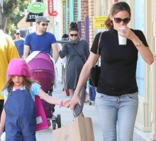 Celebrity News: Jennifer Garner Says She & Ex Ben Affleck Will Make Co-Parenting Work