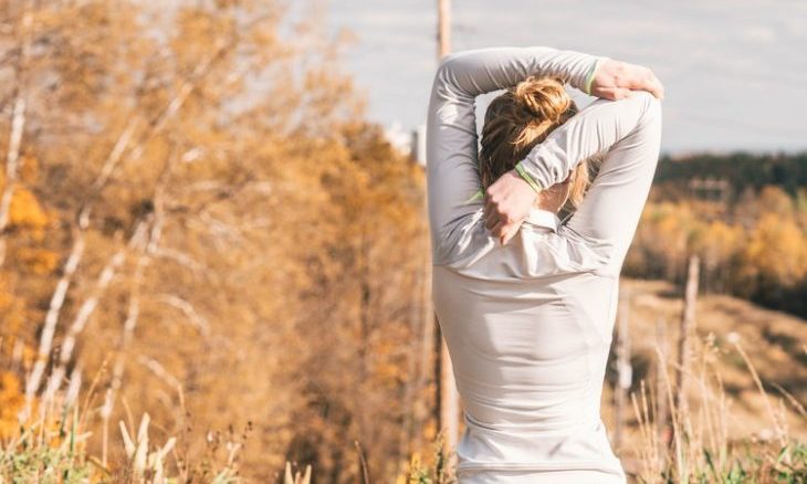 Cupid's Pulse Article: Fitness Tips: How to Stretch In the Morning