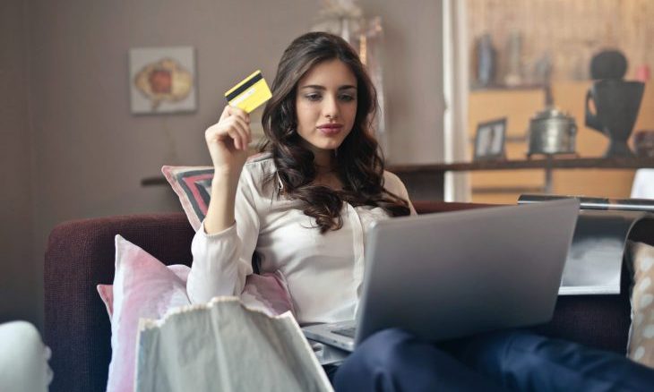 Cupid's Pulse Article: Fashion Advice: 5 Shopping Mistakes to Avoid on Cyber Monday